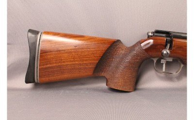 Unique~T~22 LR - Image 2 of 8