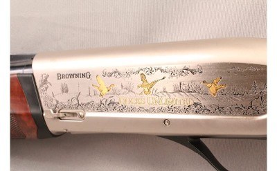 Browning Viana~Maxus Ducks Unlimited~12 GA - Image 9 of 10