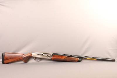 Browning Viana~Maxus Ducks Unlimited~12 GA - Image 1 of 10
