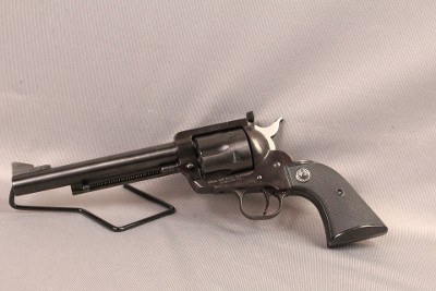 Ruger ~ New Model Blackhawk ~ .44 Magnum - Image 1 of 3