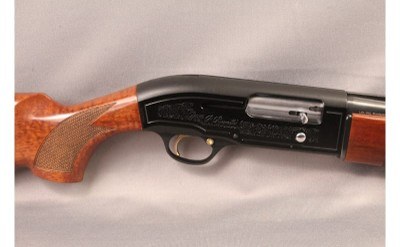 Beretta ~ A303 ~ 12 Gauge - Image 3 of 12