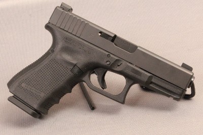 Glock~19 GEN 4~9MM LUG - Image 1 of 3