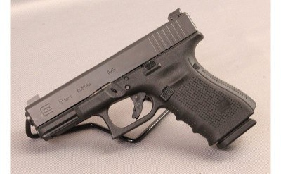 Glock~19 GEN 4~9MM LUG - Image 2 of 3