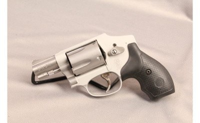 Smith & Wesson ~ 642-2 Airweight ~ .38 SPL + P - Image 2 of 2