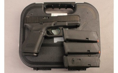 Glock~19 GEN5~9MM LUG - Image 3 of 3