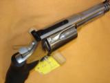 Smith & Wesson Model 500
- 5 of 10