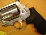 Smith & Wesson Model 500
- 8 of 10