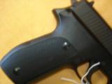 Sig Sauer P226 - 4 of 7