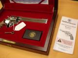 Smith & Wesson Model 629 Magna Classic - 5 of 13
