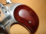 Bond Arms Texas Defender derringer, .357 Mag/9MM - 6 of 8
