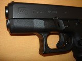 Glock Model 27 Gen 4, .40S&W - 4 of 8