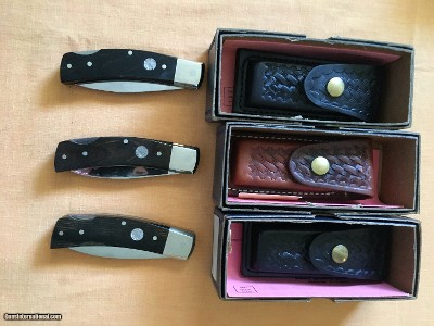 Smith & Wesson 6060 folding knife.