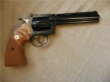 Colt Diamondback 22LR Revolver 6 - 1 of 8
