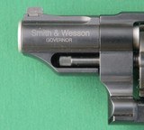 Smith &Wesson Governor Revolver, 45LC, .45 ACP,.410 Shotgun - 8 of 15