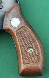 Smith & Wesson Model 38 Bodyguard Airweight, .38 Special, 5-Shot Revolver - 4 of 12