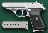 Sig Sauer P230SL, 9mm Kurz (aka .380 ACP), Stainless, Semi-Auto PistolMADE IN GERMANY - Image 2 of 12
