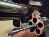 Smith and Wesson 500 - Image 3 of 6