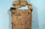 U.S. 26TH INFANTRY YANKEE DIVISION M1917 DOUGHBOY AEF WW1 OR WWI CEM OR SBR GAS MASK & CARRYING BAG.
- 3 of 5