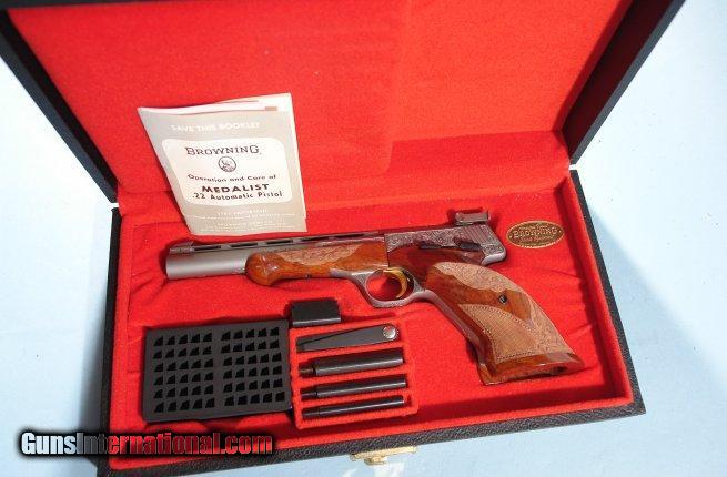 Belgian Browning Medalist Renaissance 22lr Cal Pistol In Orig Case Wbarrel Weights Ca 1970s 3274