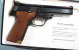 HIGH STANDARD VICTOR MILITARY .22LR SEMI-AUTO PISTOL NEW UNFIRED IN ORIG. BOX. - 2 of 5