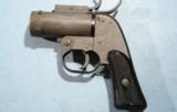 WW2 U.S. PROPERTY AAF M8 OR AN-M8 37MM FLARE, SIGNAL OR PYROTECHNIC PISTOL FOR AIRCRAFT. - 1 of 5
