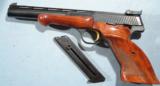 1963 MINT ORIGINAL CONDITION BROWNING MEDALIST .22LR TARGET PISTOL WITH VENT RIB PISTOL IN ORIG. CASE. - 4 of 8
