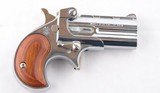 DAVIS INDUSTRIES CHINO, CA. MODEL D or D-32 .32ACP DERRINGER PISTOL. - 1 of 5