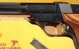 1970 IN ORIG BOX HIGH STANDARD SUPERMATIC TROPHY 107 MILITARY 7 1/4" .22LR TARGET PISTOL WITH WEIGHTS AND COMP. - 5 of 13