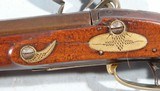 FINE NEW ENGLAND WORCESTER-SHREWSBURY SCHOOL FLINTLOCK LONG RIFLE CA. 1810-20. - 10 of 12