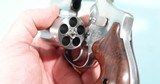 1993 SMITH & WESSON PRE-LOCK MODEL 640 HAMMERLESS DAO .38 SPECIAL SNUBNOSE CENTENNIAL REVOLVER. - 6 of 6