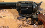 UBERTI BY TAYLOR'S & CO. 1873 SAA SMOKE WAGON DELUXE .45 LONG COLT 4 3/4" BLUE / CASE SINGLE ACTION NEW IN BOX REVOLVER. - 3 of 6