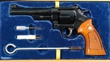 1976 CASED MINT SMITH & WESSON MODEL 27 2 OR 27-2 .357 MAGNUM 6" BLUE PINNED BARREL REVOLVER. - 2 of 7