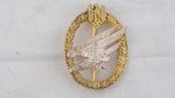 WW2 GERMAN ARMY PARATROOPER BADGE BY G.H. OSANG / DRESDEN.