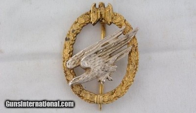 WW2 GERMAN ARMY FALLSCHIRMJAGER PARATROOPER BADGE MAKER STAMPED C. E. JUNKER OF BERLIN.