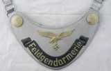 WW2 GERMAN LUFTWAFFE FELDGENDARMERIE GORGET. - 2 of 4
