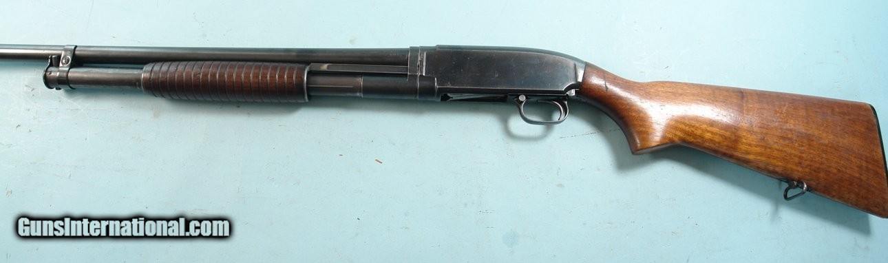 WW2 WINCHESTER MODEL 12 PUMP 12 GAUGE 2 3/4” SHOTGUN CIRCA 1943.