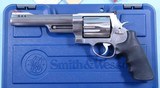 SMITH & WESSON MODEL 500 DOUBLE ACTION .500 S&W MAG. CAL. 6 1/2'” REVOLVER IN BOX. - 2 of 12