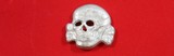 WW2 WWII NAZI GERMAN SS DEATH HEAD SKULL CAP BADGE. - 1 of 2