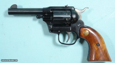 HIGH STANDARD HOMBRE .22 RF CAL. DOUBLE ACTION REVOLVER.