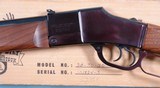 STAGGS- BILT MODEL 20 OVER/UNDER 20 GAUGE /.30-30 CAL. COMBINATION GUN W/ ORIG. BOX, CIRCA 1970. - 3 of 10