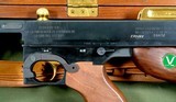 DISPLAY CASED AUTO-ORDNANCE (KAHR ARMS) WW2 OR WWII EUROPEAN THEATER COMMEMORATIVE THOMPSON MOD. 1927A1 OR 1927-A1 SEMI-AUTO .45 ACP CARBINE. - 5 of 17