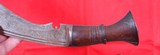 ORIGINAL WW1 WWI BRITISH-INDIAN ARMY GURKHA KUKHRI FIGHTING KNIFE WITH SCABBARD DATED 1915. - 5 of 11
