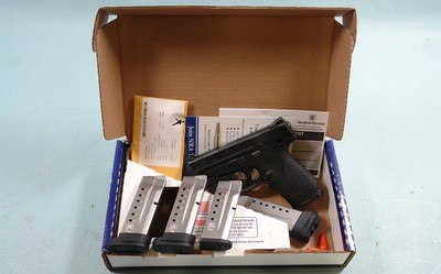 32888- SMITH & WESSON M&P 9MM 9 SHIELD SEMI-AUTO PISTOL /NEAR NEW IN BOX W/4 EXTRA MAGS.