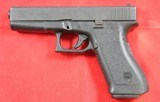 GLOCK MODEL 17 G17 9MM 2ND GEN PISTOL. - 2 of 2
