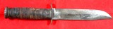 ORIGINAL USMC KABAR KA-BAR FIGHTING KNIFE FROM KOREAN WAR ERA CIRCA 1950'S. - 2 of 4