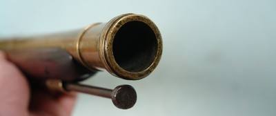 BRITISH FLINTLOCK BRASS BARREL BLUNDERBUSS SIGNED SMITH CIRCA LATE 1700’S. - Image 8 of 10