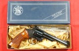 1976 SMITH & WESSON MODEL 19-3 OR 19 COMBAT MASTERPIECE .357 MAG. CAL. 6” REVOLVER IN ORIG. BOX. - 1 of 8