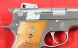 1983 SMITH & WESSON MODEL 639 STAINLESS SEMI-AUTO 9MM LUGER CAL. PISTOL ALL ORIGINAL - 3 of 6