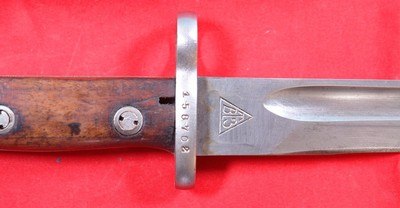 YUGOSLAV MODEL 1924 MAUSER BAYONET AND SCABBARD. - Image 3 of 7