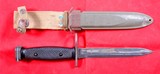 VIETNAM WAR U.S. M7 BAYONET FOR THE M16 RIFLE W/USM8 SCABBARD.